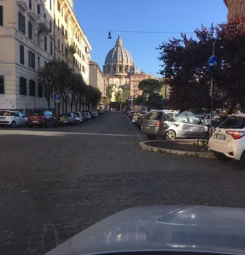 Acomodação com café da manhã  Affreschi A San Pietro