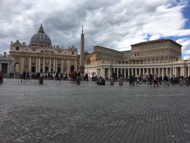 Acomodação com café da manhã  Affreschi A San Pietro