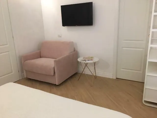 Affreschi A San Pietro 4*